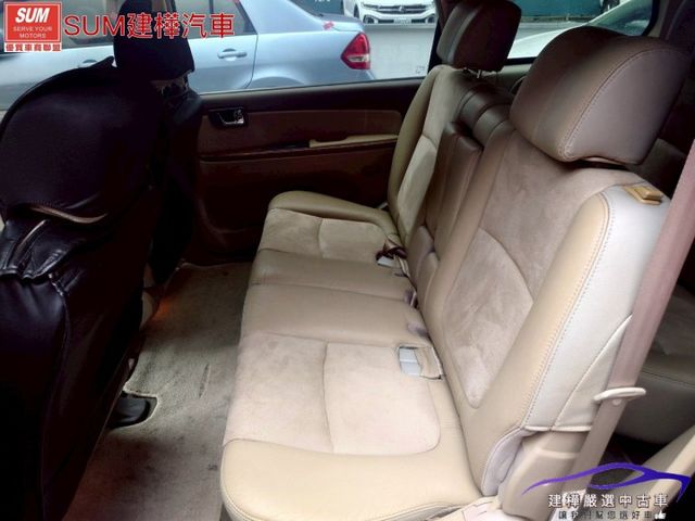 2005 Savrin 便宜七人座好休旅 里程保證只跑13萬 內外都漂亮 天窗 後座出風口 HID頭燈  第8張相片