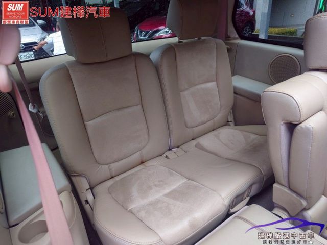 2005 Savrin 便宜七人座好休旅 里程保證只跑13萬 內外都漂亮 天窗 後座出風口 HID頭燈  第12張相片