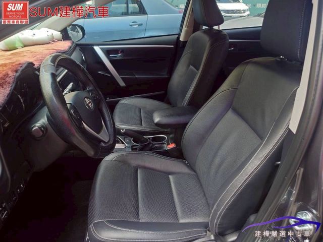 2017 ALTIS 一手車 只跑5萬9 全車原鈑件 I-KEY 摸門 定速 安卓機 導航 倒車顯影 抬頭顯示  第7張相片