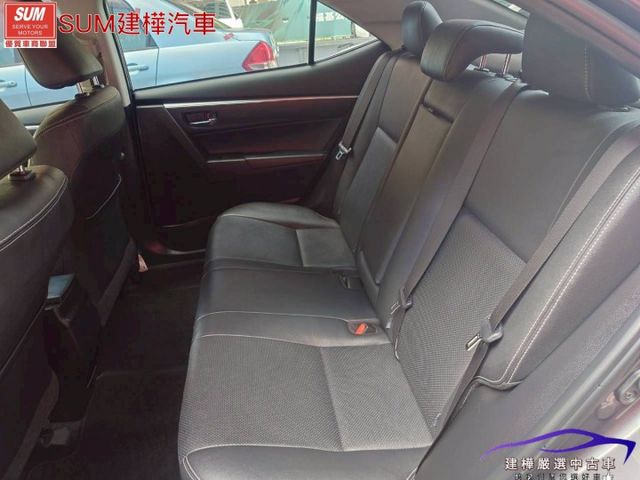 2017 ALTIS 一手車 只跑5萬9 全車原鈑件 I-KEY 摸門 定速 安卓機 導航 倒車顯影 抬頭顯示  第8張相片