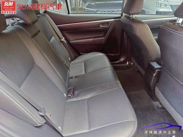 2017 ALTIS 一手車 只跑5萬9 全車原鈑件 I-KEY 摸門 定速 安卓機 導航 倒車顯影 抬頭顯示  第10張相片