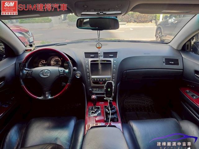 2005 GS300 市場最稀有 全車原鈑件 保證不會吃機油 I-KEY 天窗 定速 電動椅 倒車顯影  第12張相片