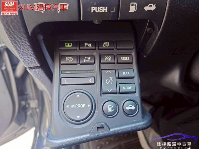 2005 GS300 市場最稀有 全車原鈑件 保證不會吃機油 I-KEY 天窗 定速 電動椅 倒車顯影  第15張相片