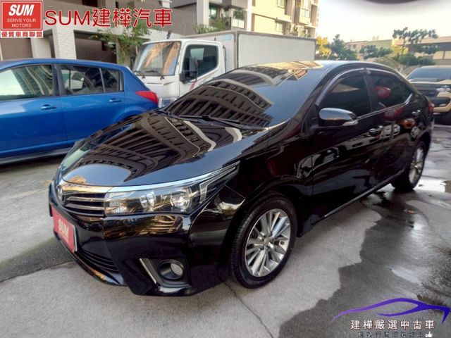 2015 ALTIS 國民神車 全車原鈑件 里程只跑九萬 I-KEY 摸門 定速 車用螢幕 倒車顯影  第1張相片