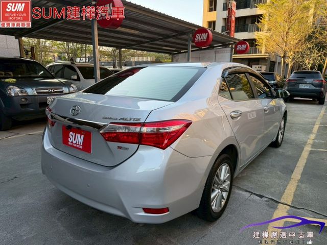 2016 ALTIS 一手女用車 全車原鈑件 I-KEY 摸門 定速 抬頭顯示 倒車顯影 前後行車紀錄  第4張相片