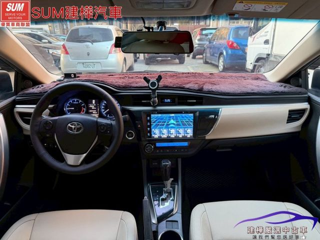 2016 ALTIS 一手女用車 全車原鈑件 I-KEY 摸門 定速 抬頭顯示 倒車顯影 前後行車紀錄  第13張相片