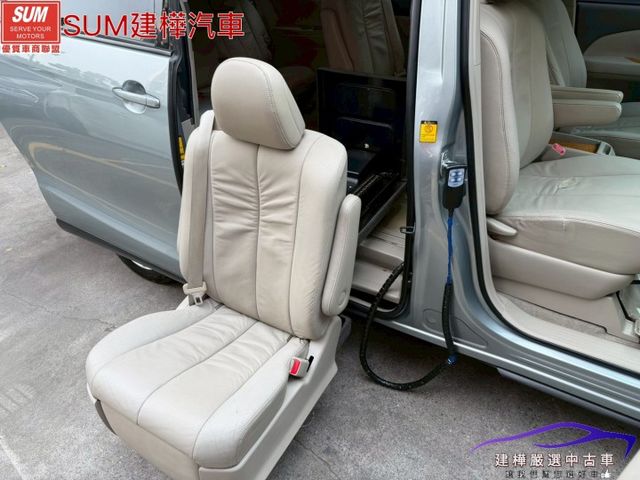 2009 PREVIA 福祉車 一手車 全車原鈑件 里程只跑八萬 電滑門 電動椅 抬頭顯示 倒車顯影  第12張相片