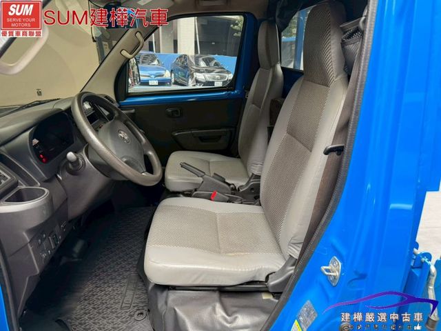 2022 TOWN ACE 一手車 全車原鈑件 里程只跑五萬 可認證保固兩年五萬公里  第7張相片