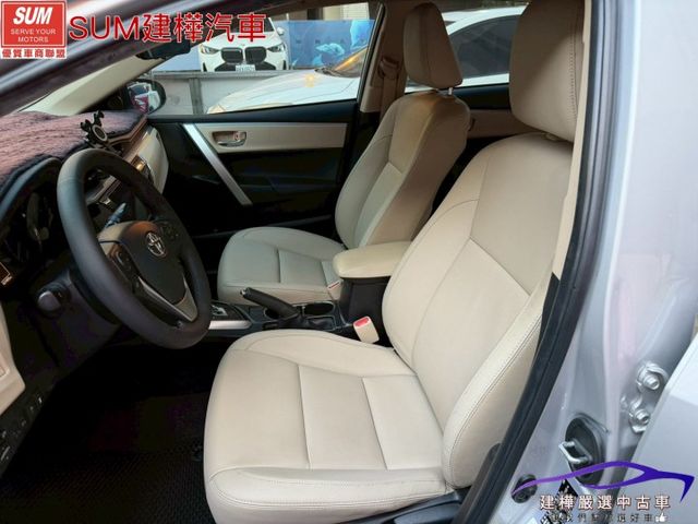 2016 ALTIS 一手女用車 全車原鈑件 I-KEY 摸門 定速 抬頭顯示 倒車顯影 前後行車紀錄  第7張相片