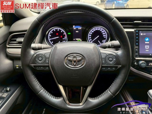 2019 CAMRY I-KEY 摸門 跟車 定速 安卓機 全車環景 盲點偵測 抬頭顯示  第11張相片