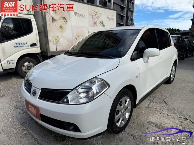 2011 TIIDA 5門小車 只跑十萬 全車原鈑件 恆溫空調 抬頭顯示  第1張相片