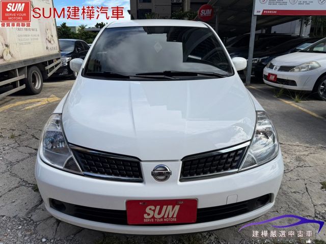 2011 TIIDA 5門小車 只跑十萬 全車原鈑件 恆溫空調 抬頭顯示  第2張相片