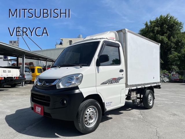 【特價】稀有保溫箱貨車  白鐵底保溫箱  只跑10萬 省油好開 引擎真好的發財車  第1張相片