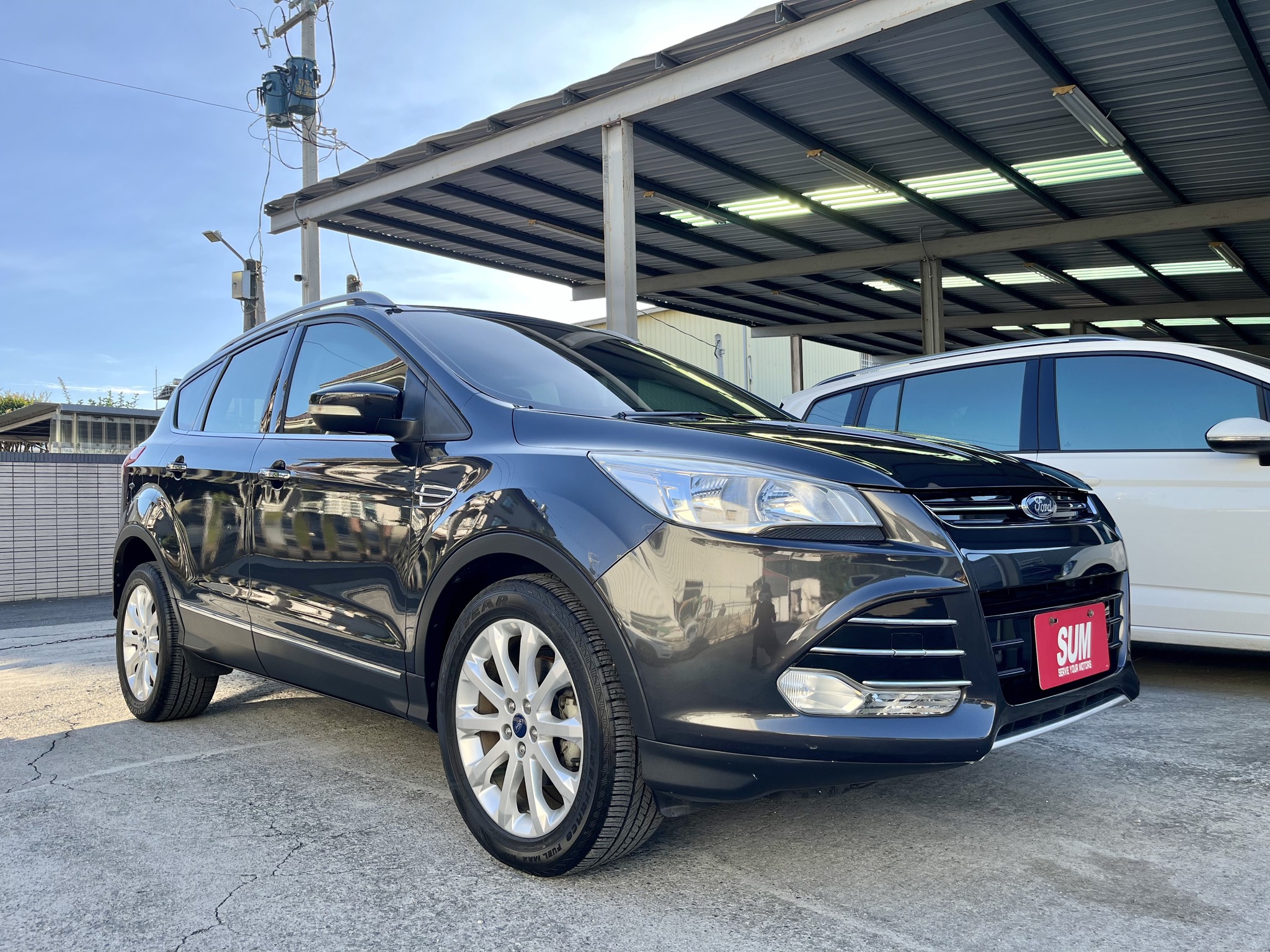 15年式 汽油1.6頂級版 渦輪增壓 僅跑7萬 全景天窗/電尾門/定速/倒車顯影/語音聲控  第3張相片