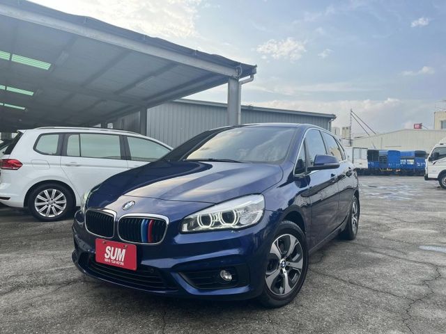 218i 總代理 僅跑9萬 總代理 5AS 車道偏移/LED頭燈/免鑰匙進入啟閉/自動停車/倒車顯影  第1張相片