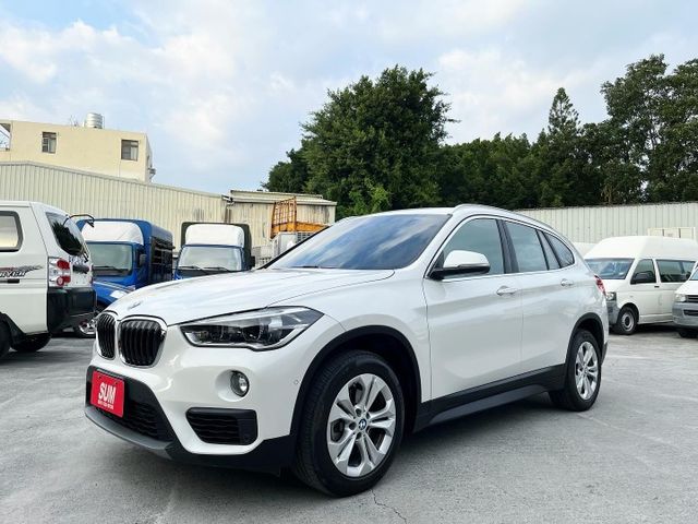 總代理 僅跑7萬多 車道偏移/電動尾門/LED頭燈/車況抬顯/自動停車/無線CarPlay  第2張相片
