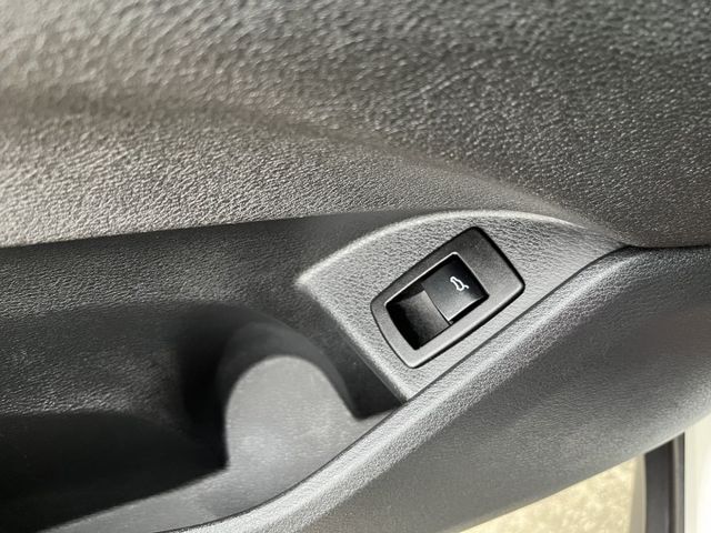 總代理 僅跑7萬多 車道偏移/電動尾門/LED頭燈/車況抬顯/自動停車/無線CarPlay  第15張相片