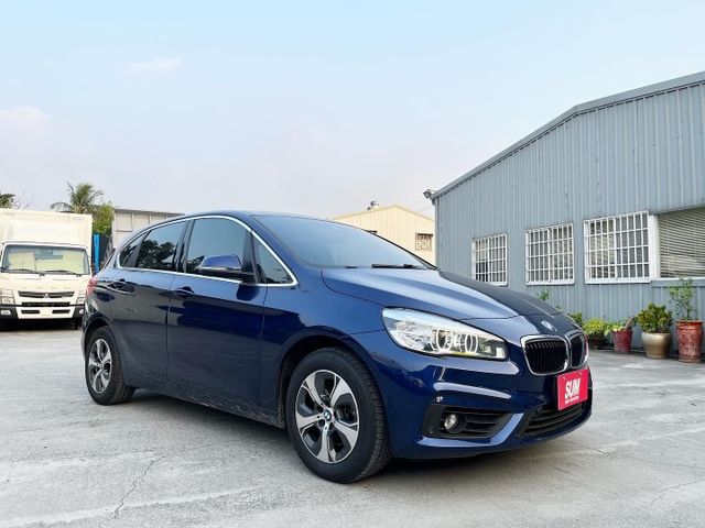 總代理 218 【原廠保養 僅跑4萬】 車道偏移/AEB自動緊急煞車/LED頭燈/免鑰匙進入啟閉/自動停車  第15張相片