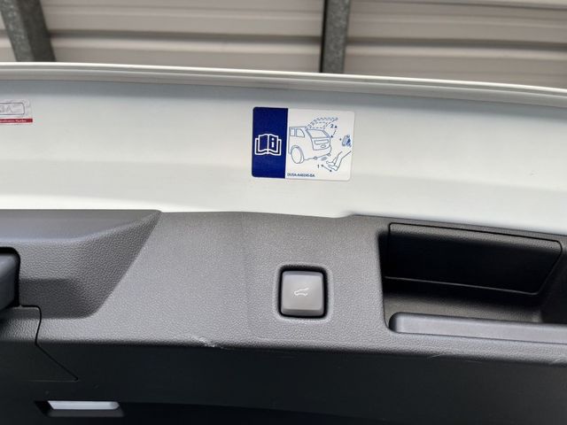 1.5T旗艦版 21年式 原廠保養 僅跑2萬 全速域跟車/車道偏移/盲點/B&O音響/HUD抬顯/Carplay ⁡  第19張相片
