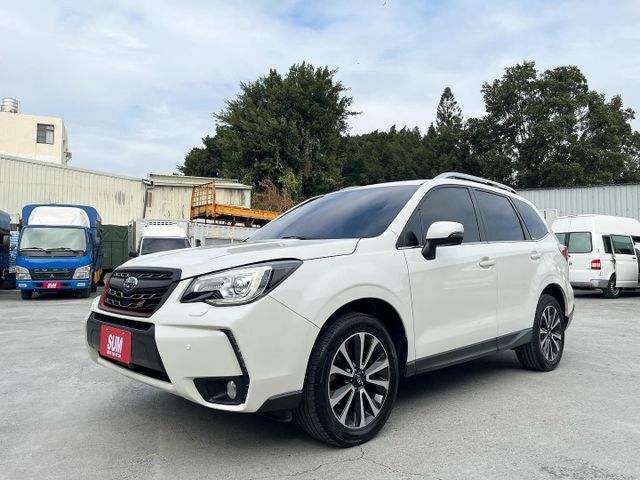 Forester XT-P 僅跑7萬 AWD/末代渦輪240P/電尾門/車側影像/盲點偵測/HK音響/車身密碼鎖  第2張相片