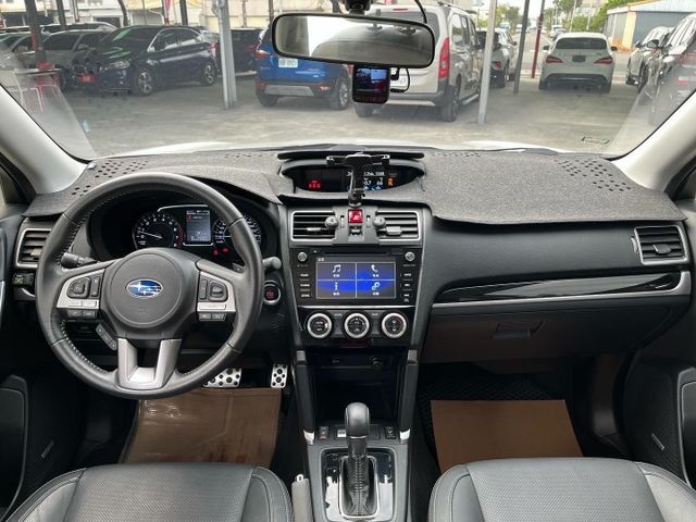 Forester XT-P 僅跑7萬 AWD/末代渦輪240P/電尾門/車側影像/盲點偵測/HK音響/車身密碼鎖  第5張相片
