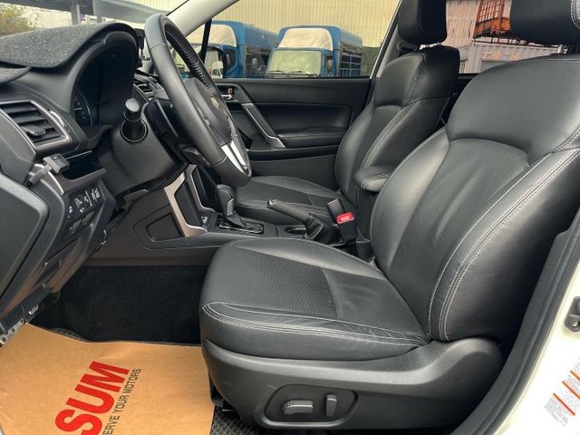 Forester XT-P 僅跑7萬 AWD/末代渦輪240P/電尾門/車側影像/盲點偵測/HK音響/車身密碼鎖  第8張相片