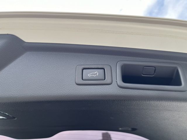 Forester XT-P 僅跑7萬 AWD/末代渦輪240P/電尾門/車側影像/盲點偵測/HK音響/車身密碼鎖  第18張相片