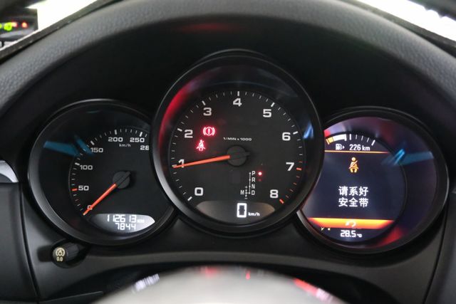 ❬太星汽車❭ 台南專營原漆、原鈑件、低里程車輛  第18張相片