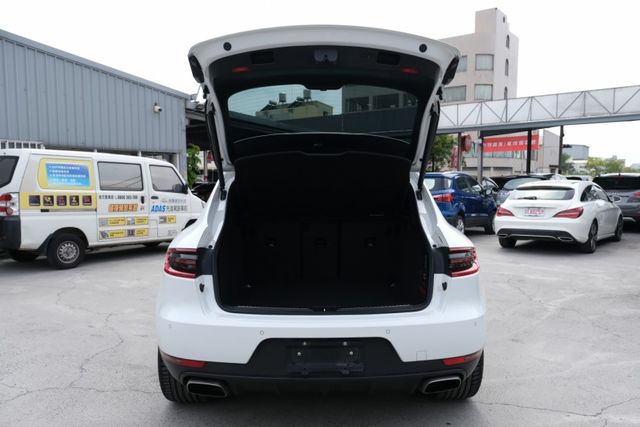 ❬太星汽車❭ 台南專營原漆、原鈑件、低里程車輛  第20張相片