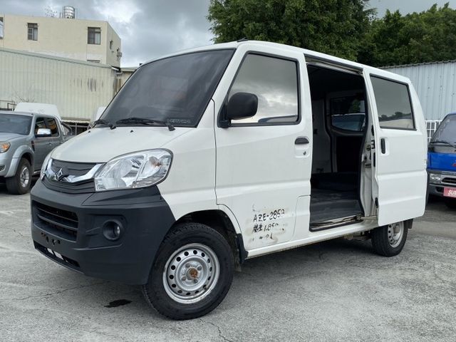 ❬太星汽車❭ 台南專營原漆、原鈑件、低里程車輛  第7張相片