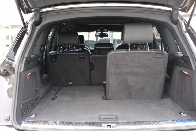 〈台南太星汽車〉Q7  頂級豪華配備 座椅服貼舒適 省錢柴油動力  第17張相片