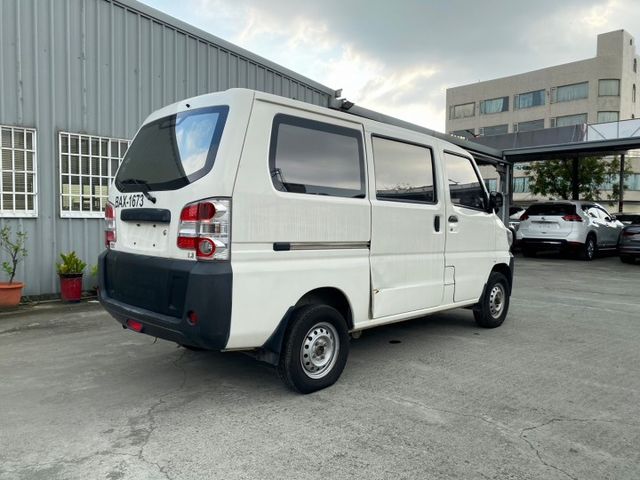 ❬太星汽車❭ 台南專營原漆、原鈑件、低里程車輛  第5張相片