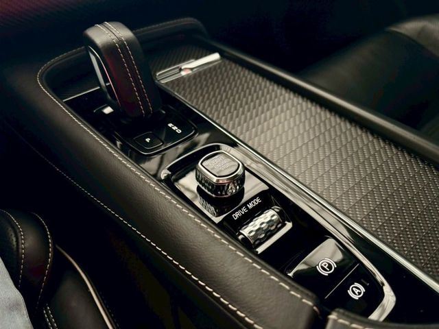 ❬太星汽車❭ 台南專營原漆、原鈑件、低里程車輛  第12張相片