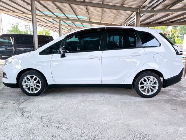 〈台南太星汽車〉電尾門、摸門、安卓機、環景、盲點 配備齊全 車況近新僅跑1.6萬公里  第6張相片