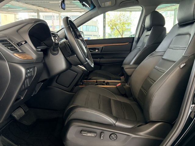 〈台南太星汽車〉S版 僅跑4萬多公里 全程原廠保養 同級最高CP值  第5張相片