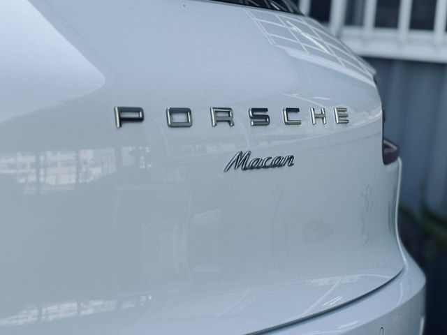 總代理Premium Package Plus 白金版 僅跑8萬多公里 原漆原鈑件  第18張相片