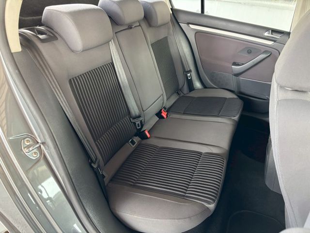 已做完大保養 4條輪胎已更新  第18張相片