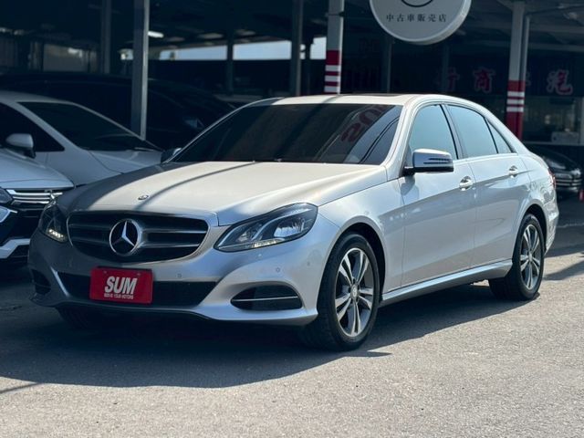 天窗、雙前座電動座椅、倒車顯影、雙區恆溫空調、定速、安全配備齊全 前車主用心顧車 推薦給重視舒適感受的你  第1張相片