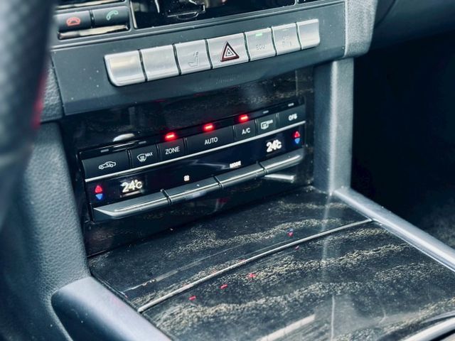 天窗、雙前座電動座椅、倒車顯影、雙區恆溫空調、定速、安全配備齊全 前車主用心顧車 推薦給重視舒適感受的你  第11張相片