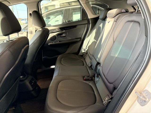 218i AT 僅跑8萬多公里 里程保證 一手車  第4張相片