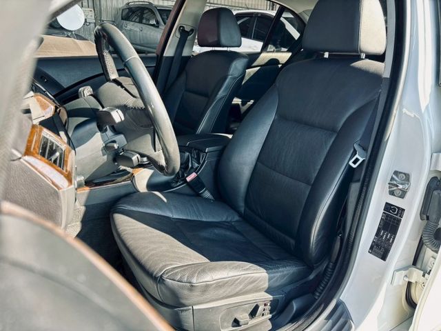 BMW 經典後驅底盤 全車原鈑件 僅跑7萬公里 里程保證  第4張相片