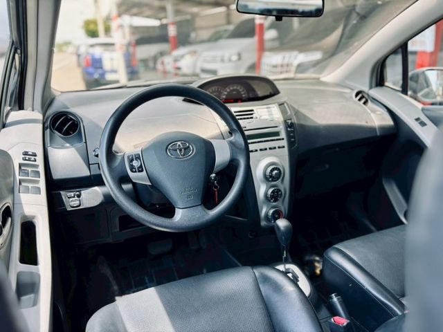 YARIS  第3張相片