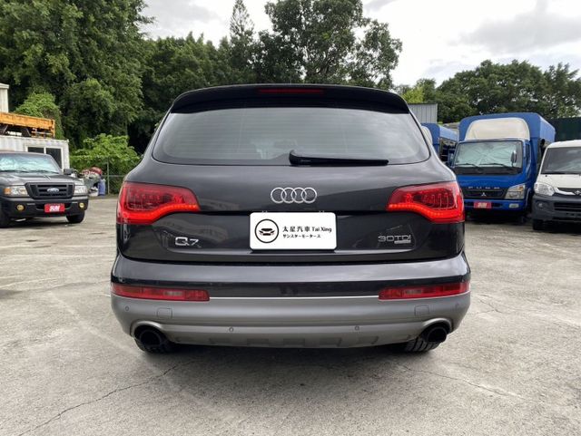 〈台南太星汽車〉Q7  頂級豪華配備 座椅服貼舒適 省錢柴油動力  第5張相片