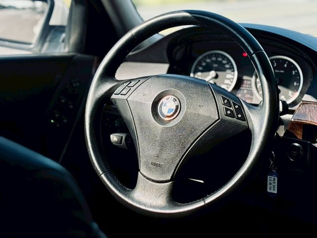 BMW 經典後驅底盤 全車原鈑件 僅跑7萬公里 里程保證  第7張相片