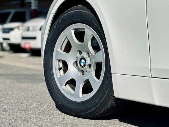 BMW 經典後驅底盤 全車原鈑件 僅跑7萬公里 里程保證  第16張相片