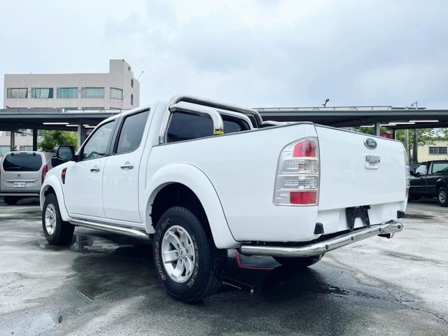 〈台南太星汽車〉‼️同等級 最優價‼️高階動力引擎上山下海都沒問題‼️  第4張相片