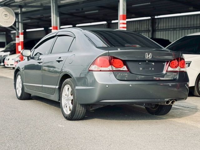 CIVIC  第3張相片