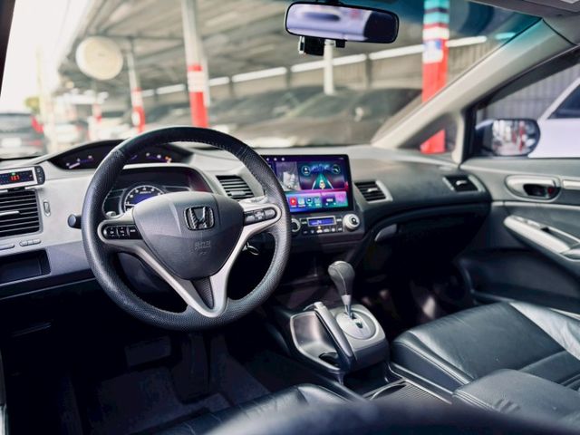 CIVIC  第5張相片