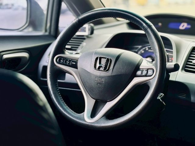 CIVIC  第8張相片