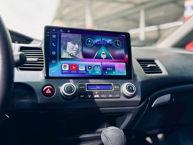 CIVIC  第10張相片